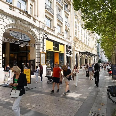 Champs Elysees * Parigi